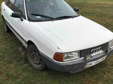 Белый Ауди 80, объемом двигателя 0 л и пробегом 400 тыс. км за 650 $, фото 1 на Automoto.ua