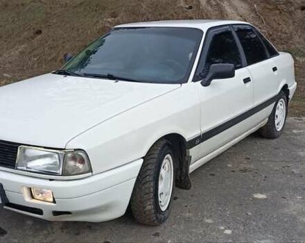 Белый Ауди 80, объемом двигателя 1.8 л и пробегом 291 тыс. км за 2250 $, фото 1 на Automoto.ua