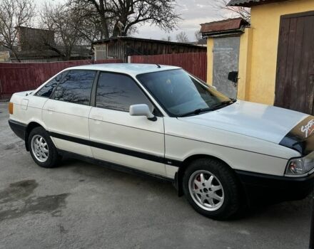 Белый Ауди 80, объемом двигателя 1.8 л и пробегом 132 тыс. км за 1800 $, фото 1 на Automoto.ua