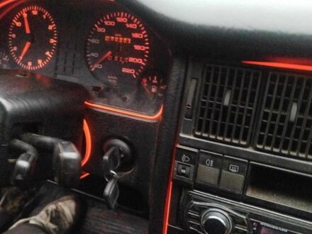 Белый Ауди 80, объемом двигателя 1.8 л и пробегом 50 тыс. км за 1300 $, фото 1 на Automoto.ua