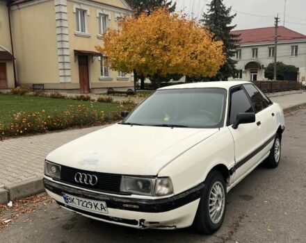 Белый Ауди 80, объемом двигателя 1.9 л и пробегом 111 тыс. км за 1300 $, фото 1 на Automoto.ua