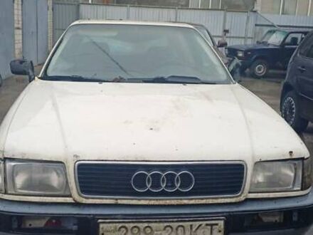 Белый Ауди 80, объемом двигателя 0 л и пробегом 320 тыс. км за 550 $, фото 1 на Automoto.ua