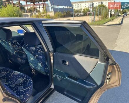 Бежевый Ауди 80, объемом двигателя 1.8 л и пробегом 409 тыс. км за 1499 $, фото 23 на Automoto.ua