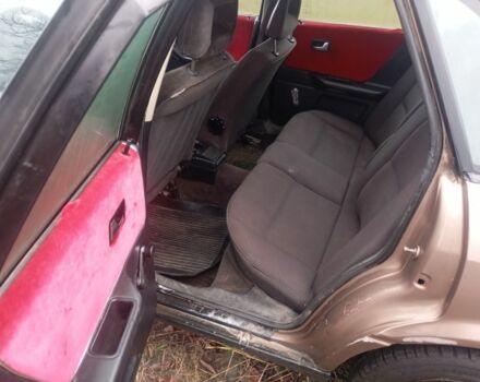 Бежевый Ауди 80, объемом двигателя 1.8 л и пробегом 1000 тыс. км за 1100 $, фото 5 на Automoto.ua