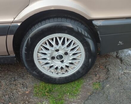 Бежевый Ауди 80, объемом двигателя 1.8 л и пробегом 415 тыс. км за 1900 $, фото 4 на Automoto.ua