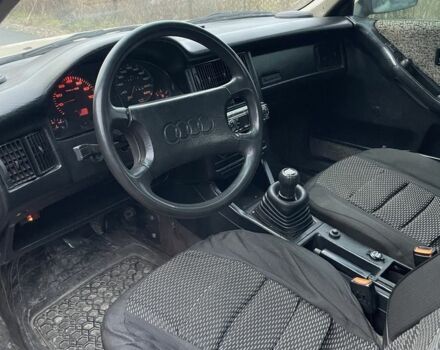 Бежевый Ауди 80, объемом двигателя 1.8 л и пробегом 300 тыс. км за 1300 $, фото 4 на Automoto.ua