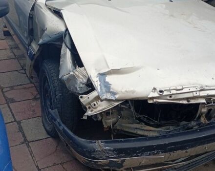 Бежевий Ауді 80, об'ємом двигуна 1.6 л та пробігом 260 тис. км за 270 $, фото 1 на Automoto.ua