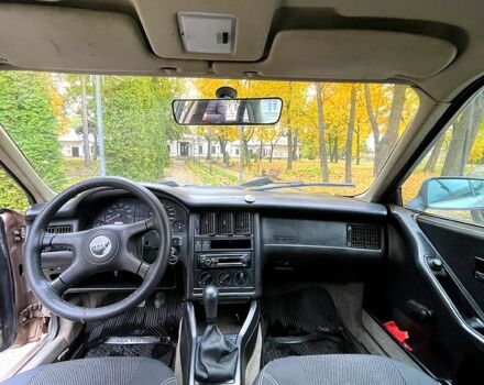 Бежевий Ауді 80, об'ємом двигуна 1.8 л та пробігом 320 тис. км за 1400 $, фото 4 на Automoto.ua