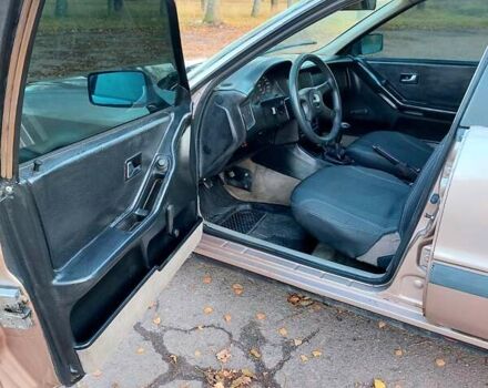 Бежевый Ауди 80, объемом двигателя 1.8 л и пробегом 388 тыс. км за 1500 $, фото 18 на Automoto.ua