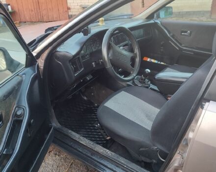 Бежевый Ауди 80, объемом двигателя 1.8 л и пробегом 415 тыс. км за 1900 $, фото 3 на Automoto.ua