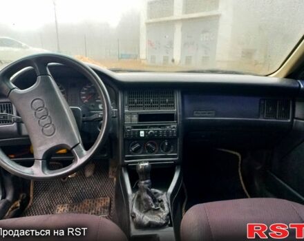 Бежевий Ауді 80, об'ємом двигуна 1.8 л та пробігом 0 тис. км за 2200 $, фото 4 на Automoto.ua