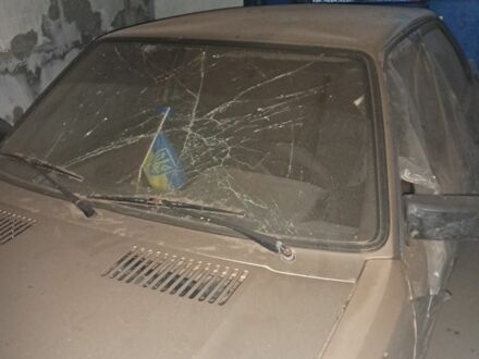 Бежевый Ауди 80, объемом двигателя 0 л и пробегом 2 тыс. км за 592 $, фото 1 на Automoto.ua