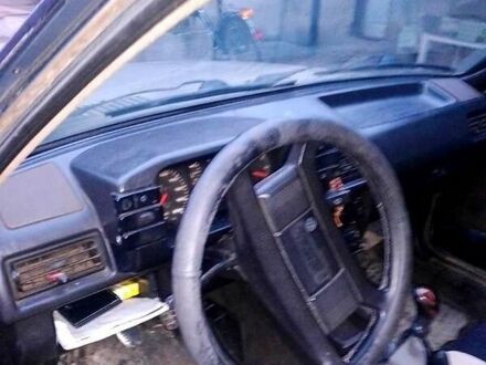 Бежевый Ауди 80, объемом двигателя 1.6 л и пробегом 300 тыс. км за 1150 $, фото 1 на Automoto.ua