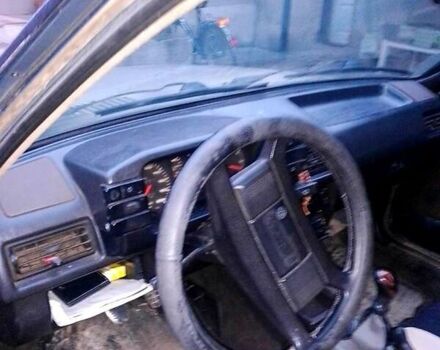 Бежевый Ауди 80, объемом двигателя 1.6 л и пробегом 300 тыс. км за 1150 $, фото 1 на Automoto.ua