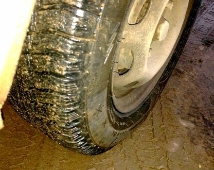 Бежевый Ауди 80, объемом двигателя 1.6 л и пробегом 300 тыс. км за 1150 $, фото 1 на Automoto.ua