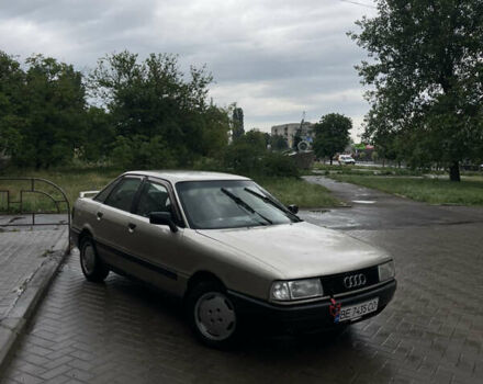 Бежевый Ауди 80, объемом двигателя 1.8 л и пробегом 200 тыс. км за 1800 $, фото 1 на Automoto.ua