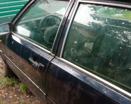 Черный Ауди 80, объемом двигателя 1.6 л и пробегом 400 тыс. км за 700 $, фото 2 на Automoto.ua