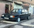 Черный Ауди 80, объемом двигателя 1.78 л и пробегом 200 тыс. км за 499 $, фото 1 на Automoto.ua
