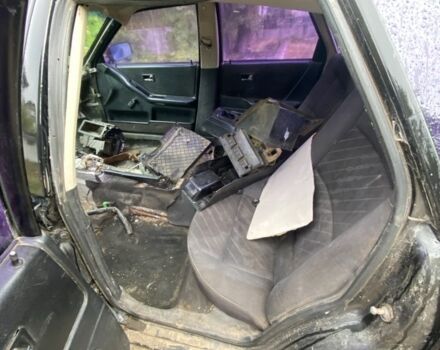 Черный Ауди 80, объемом двигателя 1.6 л и пробегом 700 тыс. км за 1200 $, фото 3 на Automoto.ua