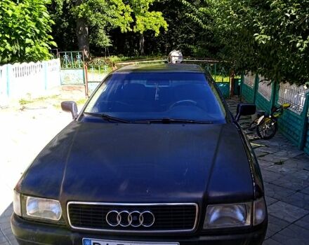 Черный Ауди 80, объемом двигателя 1.8 л и пробегом 290 тыс. км за 1300 $, фото 1 на Automoto.ua