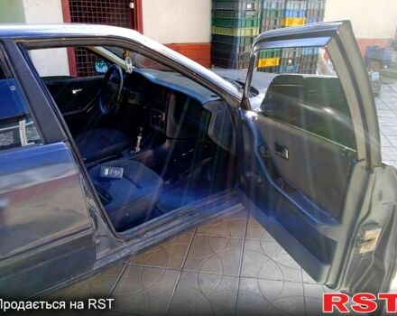 Черный Ауди 80, объемом двигателя 1.8 л и пробегом 290 тыс. км за 1300 $, фото 3 на Automoto.ua