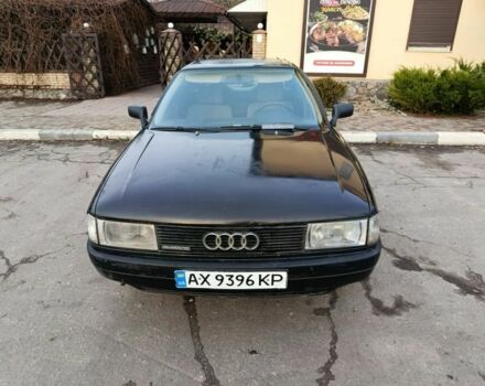 Черный Ауди 80, объемом двигателя 1.8 л и пробегом 312 тыс. км за 2000 $, фото 4 на Automoto.ua