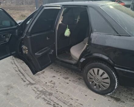 Черный Ауди 80, объемом двигателя 1.8 л и пробегом 299 тыс. км за 2000 $, фото 7 на Automoto.ua