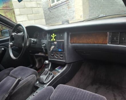 Черный Ауди 80, объемом двигателя 1.8 л и пробегом 299 тыс. км за 2000 $, фото 4 на Automoto.ua