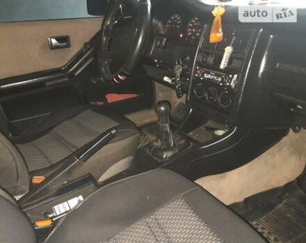 Черный Ауди 80, объемом двигателя 1.78 л и пробегом 420 тыс. км за 2100 $, фото 8 на Automoto.ua