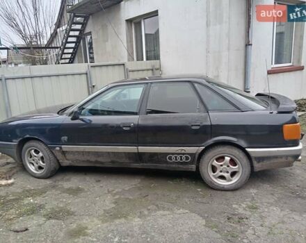 Черный Ауди 80, объемом двигателя 1.85 л и пробегом 400 тыс. км за 1400 $, фото 3 на Automoto.ua