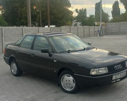 Черный Ауди 80, объемом двигателя 1.8 л и пробегом 222 тыс. км за 1350 $, фото 2 на Automoto.ua