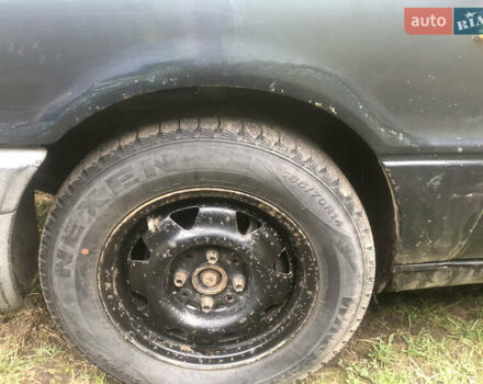 Черный Ауди 80, объемом двигателя 1.6 л и пробегом 300 тыс. км за 2000 $, фото 12 на Automoto.ua