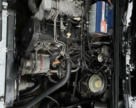 Черный Ауди 80, объемом двигателя 1.8 л и пробегом 600 тыс. км за 2150 $, фото 7 на Automoto.ua