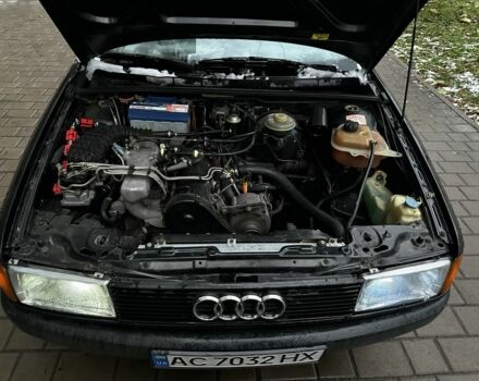 Черный Ауди 80, объемом двигателя 1.8 л и пробегом 600 тыс. км за 2150 $, фото 2 на Automoto.ua