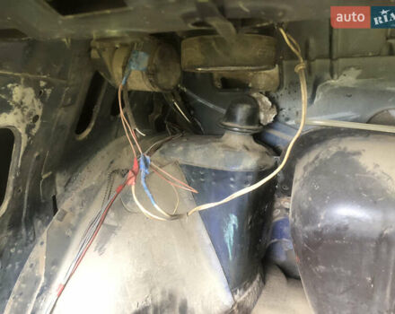 Черный Ауди 80, объемом двигателя 1.6 л и пробегом 300 тыс. км за 2000 $, фото 17 на Automoto.ua