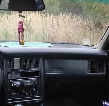 Черный Ауди 80, объемом двигателя 1.6 л и пробегом 360 тыс. км за 2750 $, фото 27 на Automoto.ua