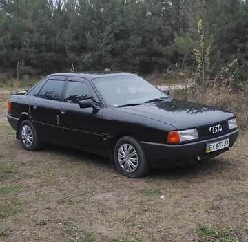 Черный Ауди 80, объемом двигателя 1.6 л и пробегом 360 тыс. км за 2750 $, фото 20 на Automoto.ua