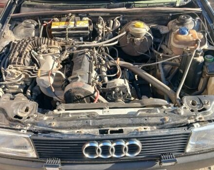 Черный Ауди 80, объемом двигателя 1.8 л и пробегом 250 тыс. км за 1700 $, фото 1 на Automoto.ua