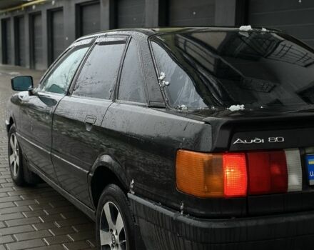 Черный Ауди 80, объемом двигателя 1.8 л и пробегом 600 тыс. км за 2150 $, фото 3 на Automoto.ua