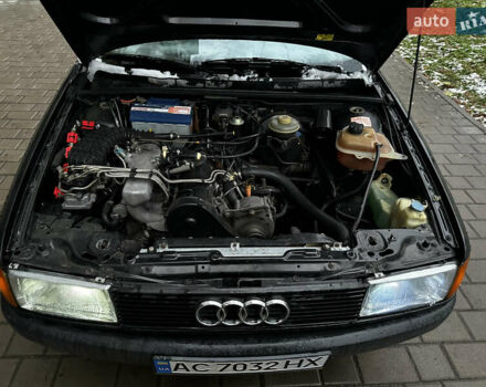 Черный Ауди 80, объемом двигателя 1.8 л и пробегом 602 тыс. км за 2200 $, фото 3 на Automoto.ua