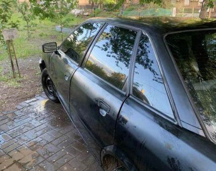 Черный Ауди 80, объемом двигателя 1.6 л и пробегом 350 тыс. км за 900 $, фото 1 на Automoto.ua