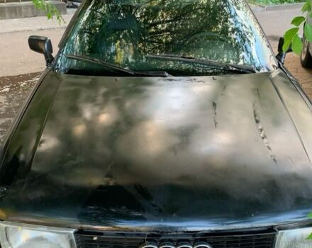 Черный Ауди 80, объемом двигателя 1.6 л и пробегом 350 тыс. км за 900 $, фото 2 на Automoto.ua