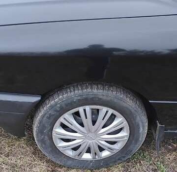 Черный Ауди 80, объемом двигателя 1.6 л и пробегом 360 тыс. км за 2750 $, фото 17 на Automoto.ua