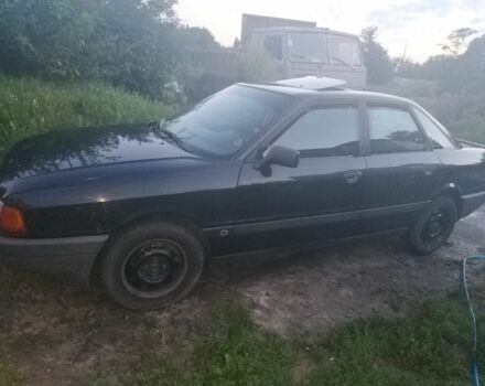 Черный Ауди 80, объемом двигателя 1.8 л и пробегом 1000 тыс. км за 1800 $, фото 5 на Automoto.ua