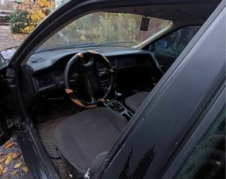 Черный Ауди 80, объемом двигателя 1.8 л и пробегом 400 тыс. км за 1000 $, фото 7 на Automoto.ua