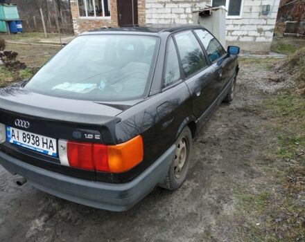 Черный Ауди 80, объемом двигателя 1.8 л и пробегом 1000 тыс. км за 1800 $, фото 3 на Automoto.ua