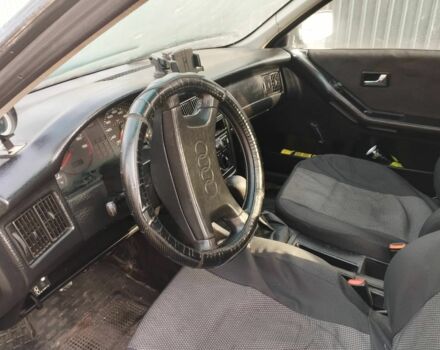 Черный Ауди 80, объемом двигателя 1.6 л и пробегом 377 тыс. км за 1800 $, фото 3 на Automoto.ua