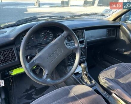 Черный Ауди 80, объемом двигателя 1.8 л и пробегом 327 тыс. км за 1650 $, фото 1 на Automoto.ua