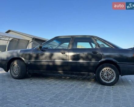 Черный Ауди 80, объемом двигателя 1.8 л и пробегом 327 тыс. км за 1650 $, фото 2 на Automoto.ua