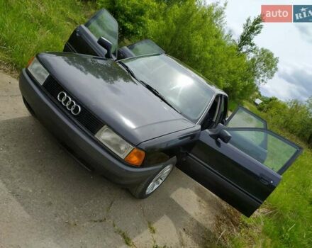 Черный Ауди 80, объемом двигателя 1.8 л и пробегом 320 тыс. км за 2500 $, фото 14 на Automoto.ua